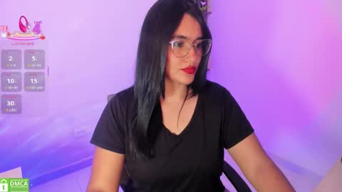 isabella_aristi03 online show from October 12, 2025, 3:49 am