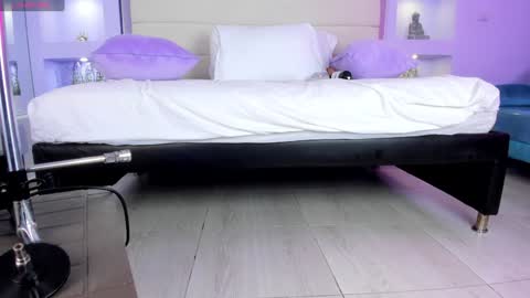 Isa online show from February 5, 2025, 3:45 am