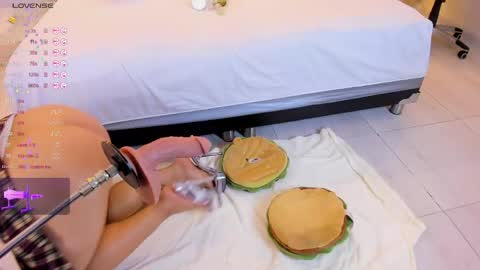 Isa online show from April 22, 2026, 4:04 am