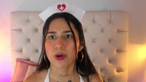   online show from November 4, 2025, 8:52 pm