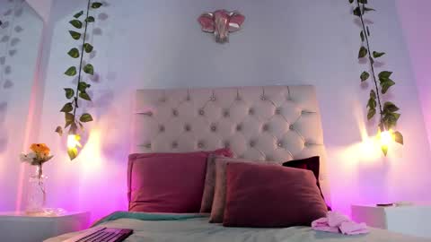   online show from January 9, 2026, 9:27 pm