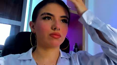ISABELLA online show from June 5, 2026, 6:46 pm