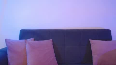 Snapshot of isabella_jones9 chatting on December 16, 2024, 12:04 am ISABELLA online show from December 16, 2024, 12:04 am