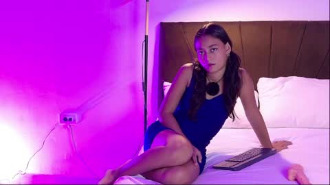 Snapshot of isabella_oa chatting on July 2, 2026, 7:53 pm isabella santana online show from July 2, 2026, 7:53 pm
