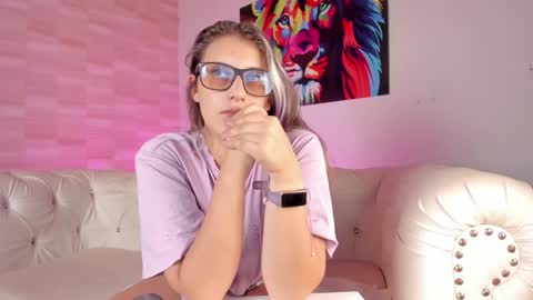 Isabella Rros online show from January 24, 2025, 12:52 am