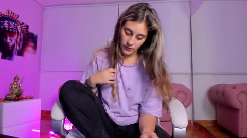 Isabella Rros online show from February 13, 2025, 3:07 am