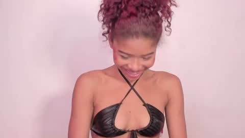 isabella online show from January 21, 2025, 3:26 am