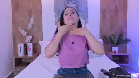 isabella_winkler online show from July 4, 2026, 11:05 am