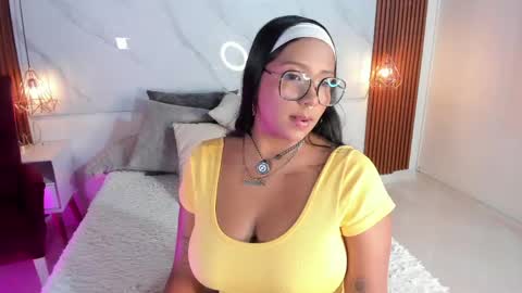 Snapshot of isabella_zc chatting on April 28, 2026, 3:50 pm isabella zc online show from April 28, 2026, 3:50 pm