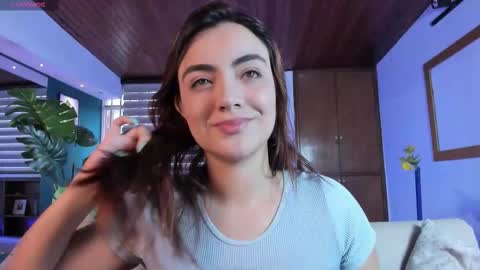 Isabella  Everyday From 0530 to 1430 Col Time online show from October 25, 2025, 11:29 am