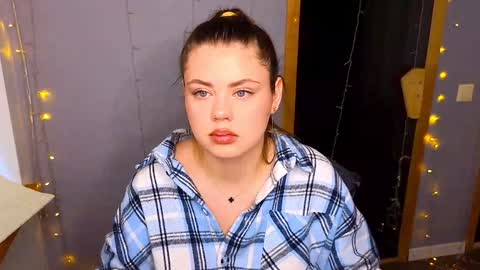 isabellabler online show from January 19, 2025, 6:53 am