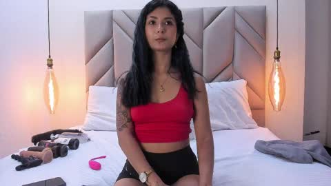 isabellafoox online show from March 26, 2026, 2:11 pm
