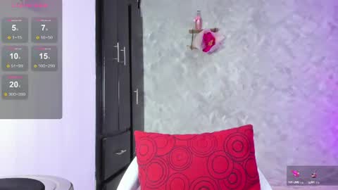Instagram soybella01  online show from July 22, 2026, 5:16 pm