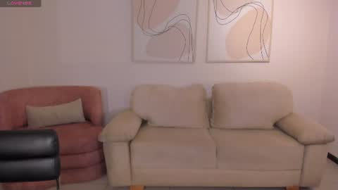 Snapshot of isabellamoretti1 chatting on June 12, 2026, 4:44 am Isabella Moretti online show from June 12, 2026, 4:44 am