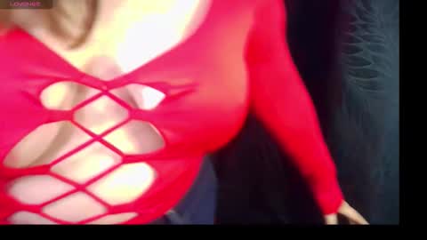 Isa Overkill online show from February 17, 2026, 11:33 pm