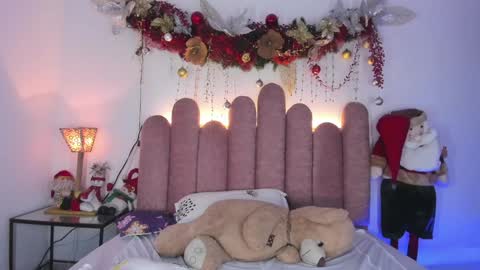  Martina  IG martissmith01 online show from January 5, 2025, 5:41 am