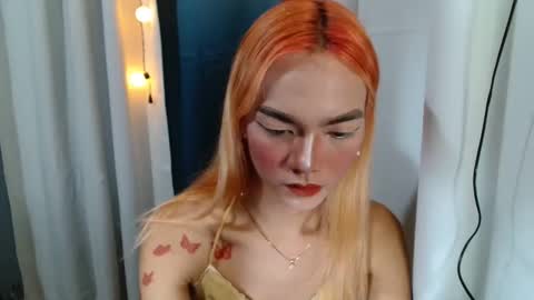 isabellatx online show from March 22, 2026, 6:44 pm