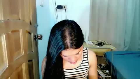 Ysa online show from April 22, 2026, 1:30 am