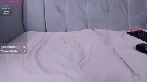 Isabellsmmith online show from January 31, 2025, 6:46 am