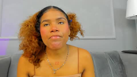 Isabellsmmith online show from February 6, 2025, 3:37 am