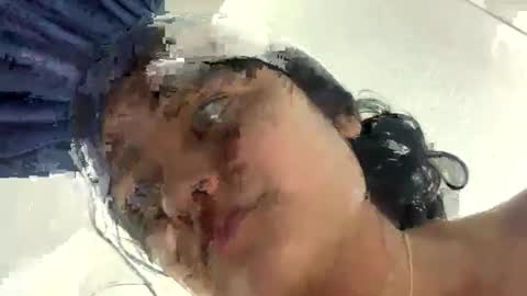 Isa online show from March 6, 2025, 2:09 am