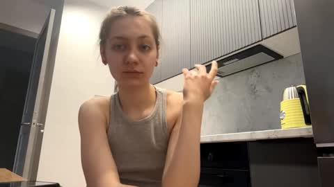 Snapshot of isabelvonseeger chatting on May 4, 2026, 9:49 am I am Maxine ntmu online show from May 4, 2026, 9:49 am