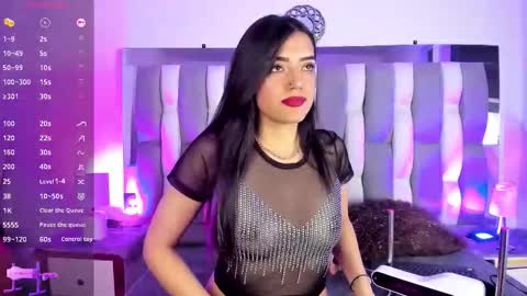 Isa online show from October 26, 2025, 4:40 am