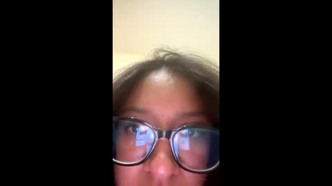 isafresita online show from May 30, 2026, 4:42 am