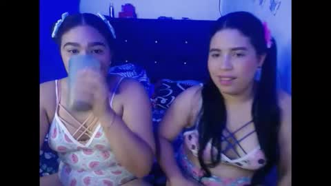 Snapshot of isamoon99 chatting on November 5, 2025, 10:54 pm Isa online show from November 5, 2025, 10:54 pm