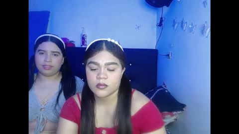 Snapshot of isamoon99 chatting on November 8, 2025, 11:03 pm Isa online show from November 8, 2025, 11:03 pm