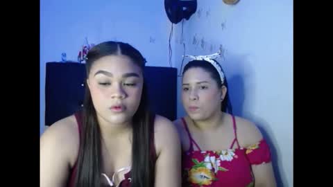 Snapshot of isamoon99 chatting on November 27, 2025, 11:51 pm Isa online show from November 27, 2025, 11:51 pm