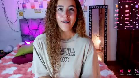 Isabela  online show from April 10, 2026, 2:50 am