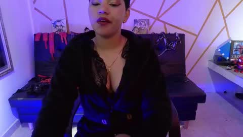 isabela online show from October 18, 2025, 9:54 am