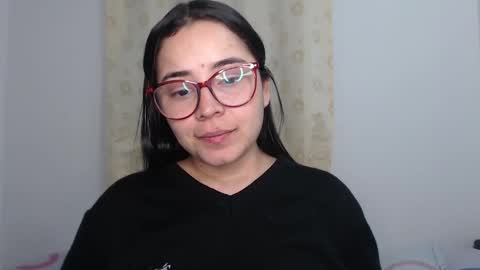 Emma online show from December 5, 2024, 3:26 am