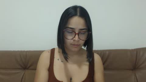 Emma online show from October 2, 2025, 2:07 am