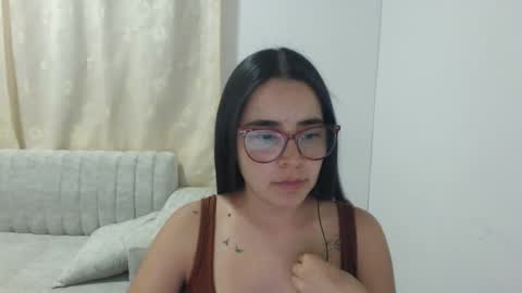 Snapshot of isemma chatting on April 27, 2026, 2:20 am Emma online show from April 27, 2026, 2:20 am