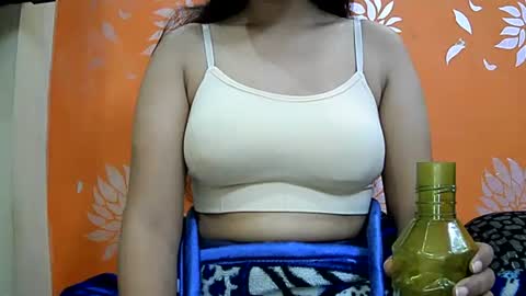 ishika_singh_ online show from January 13, 2025, 2:50 am