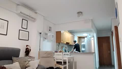 Snapshot of isi99999 chatting on February 19, 2026, 11:06 am isi99999 online show from February 19, 2026, 11:06 am