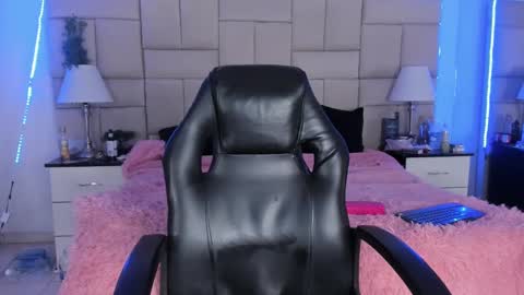 Pauli online show from January 8, 2025, 12:28 am