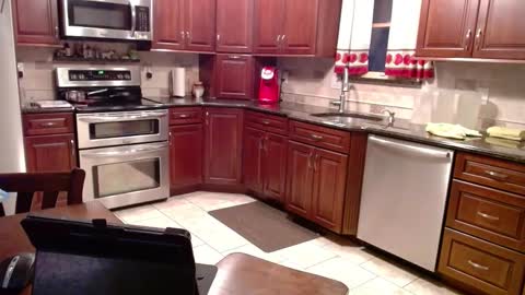 Jim online show from October 8, 2025, 10:40 pm