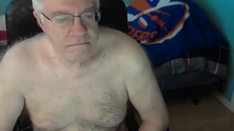 islesman22 online show from September 21, 2025, 11:12 am