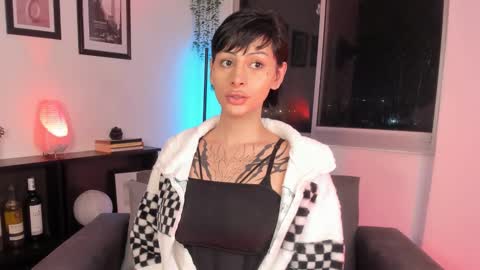 Julyane online show from March 8, 2025, 2:55 am