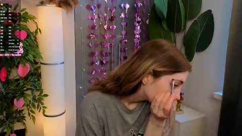 Emilia online show from February 27, 2026, 6:24 am