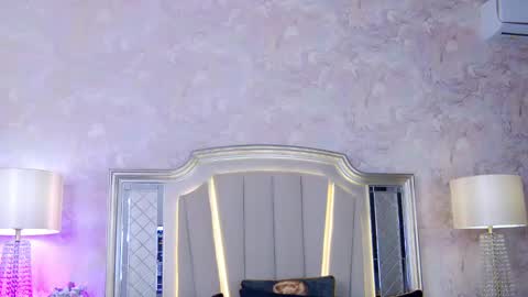 Snapshot of issadorra chatting on March 9, 2025, 10:19 am Issadorra online show from March 9, 2025, 10:19 am