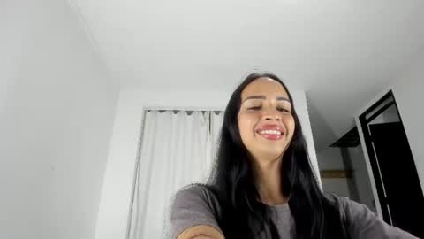 Snapshot of issalovexxx chatting on June 29, 2026, 10:15 am Isabella online show from June 29, 2026, 10:15 am