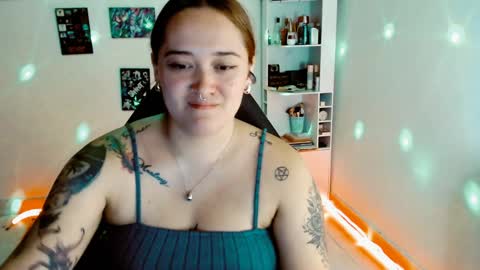 Yiz online show from December 17, 2024, 4:45 am