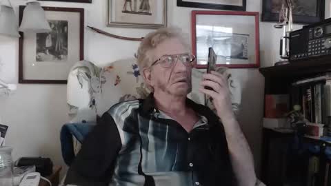 ImYourBitch online show from April 7, 2026, 1:17 am