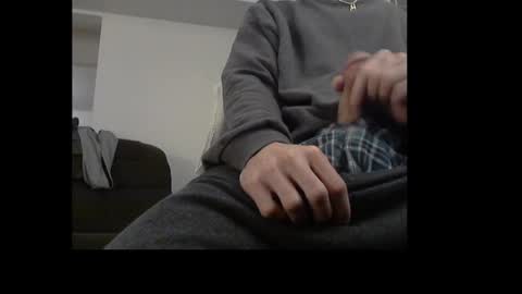 ital25usa online show from March 8, 2025, 10:22 am