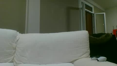 italianbigboy932 online show from April 20, 2026, 10:11 pm