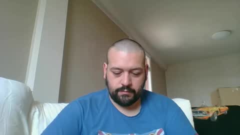 Snapshot of italianbigboy932 chatting on May 16, 2026, 9:06 am italianbigboy932 online show from May 16, 2026, 9:06 am